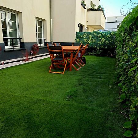 The Green Terrace Disneyland شيسي المظهر الخارجي الصورة