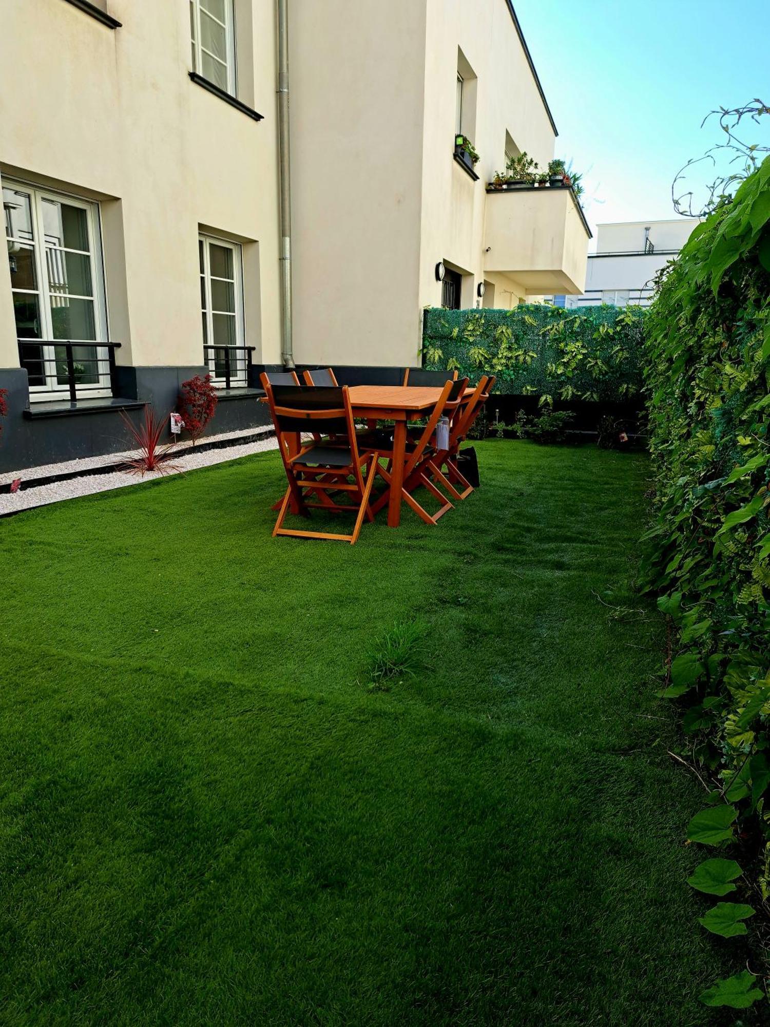 The Green Terrace Disneyland شيسي المظهر الخارجي الصورة
